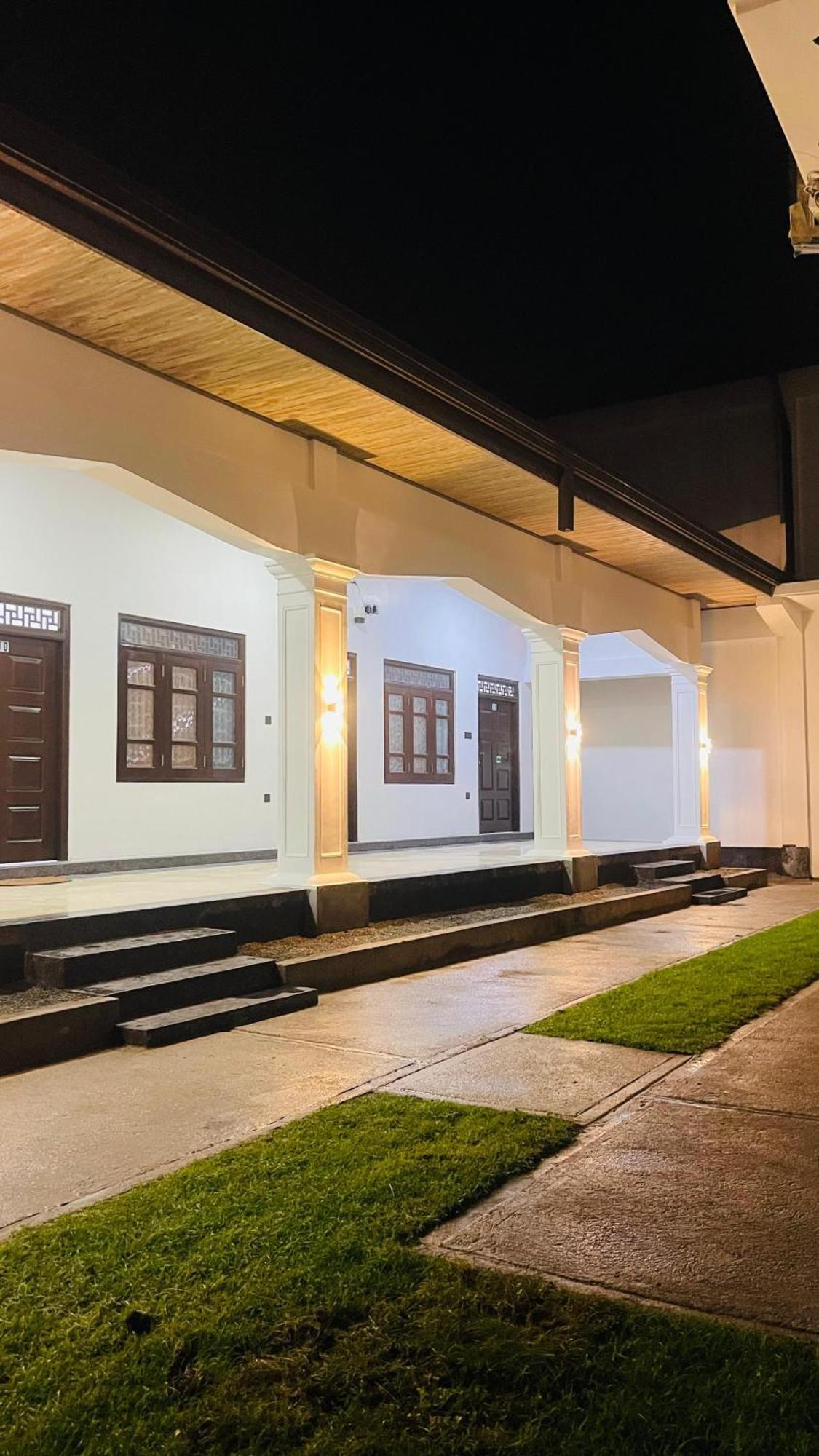 The Sanctum Hotel Talaimannar Exterior photo
