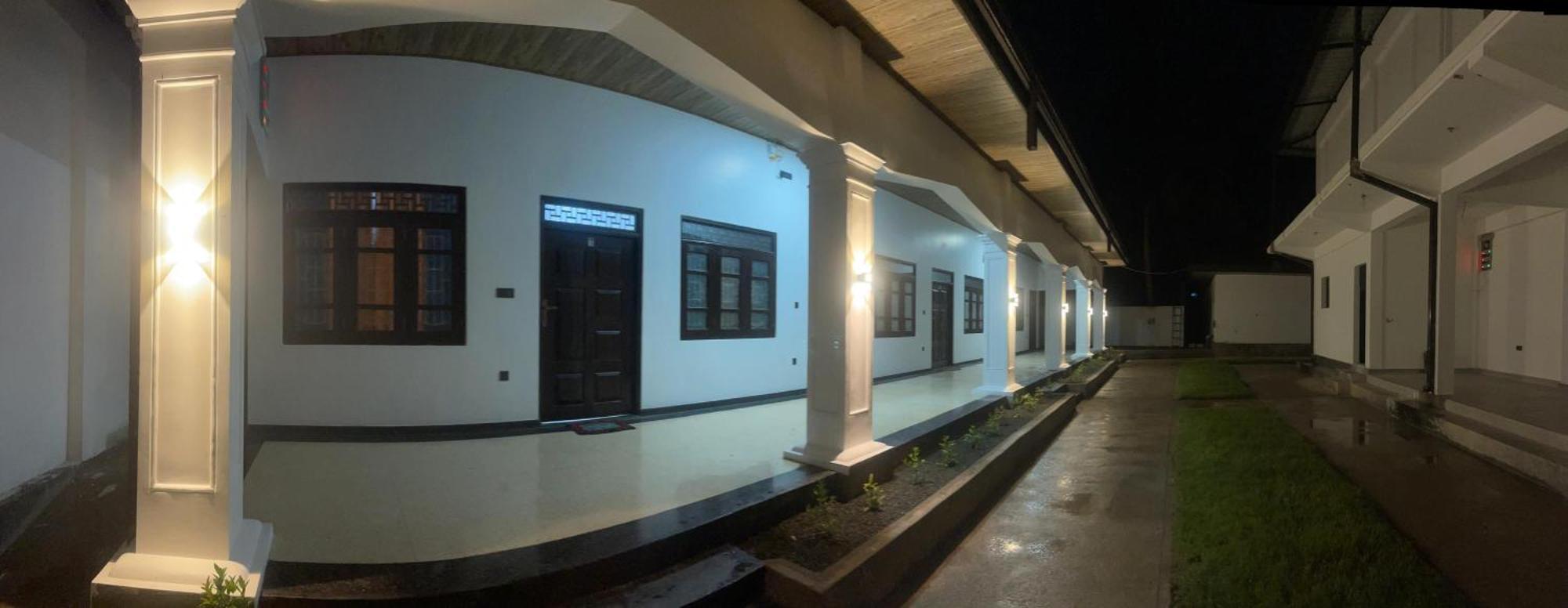 The Sanctum Hotel Talaimannar Exterior photo